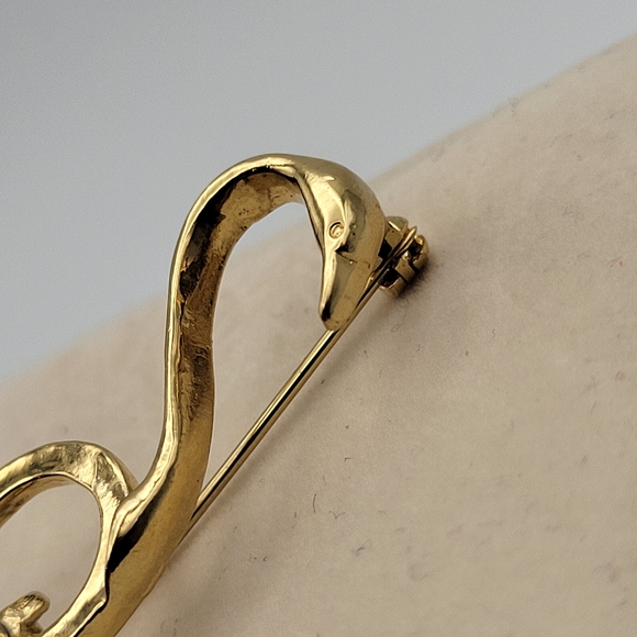 Beautiful Gold Tone Flamingo Brooch - Picture 6 of 7